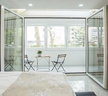 Luxury شقة توزلا